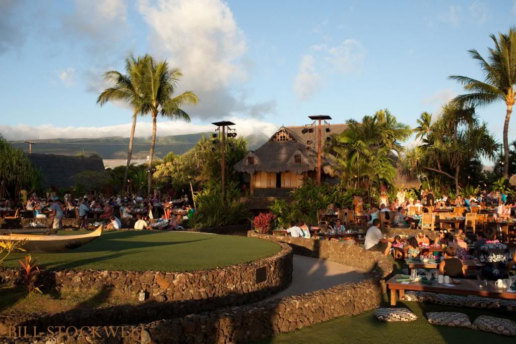 Old Lahaina Luau Wedding Photography